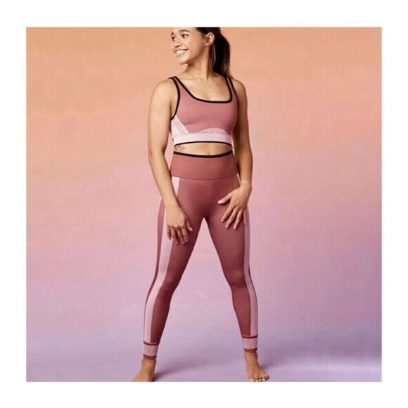 Fabletics Leggings Women’s M High Waisted Seamless Colorblock Ribbed athleisure - Picture 16 of 16